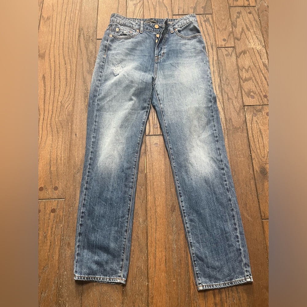 Blue Straight Leg Jeans with Vintage Wash